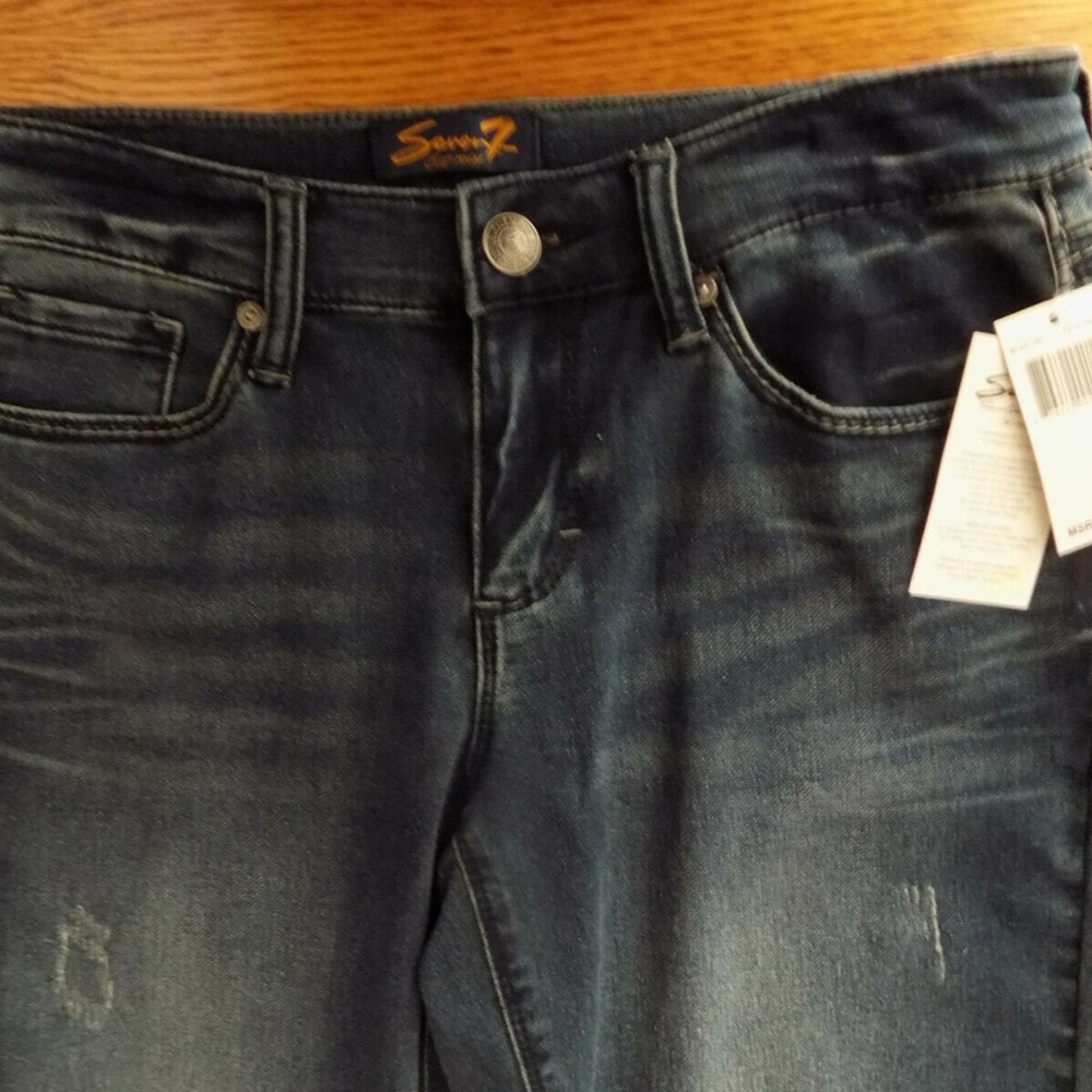 NEW* Women's Seven7 Girlfriend Style Cotton Blend Denim Crop Jeans Size 4 - Picture 2 of 5